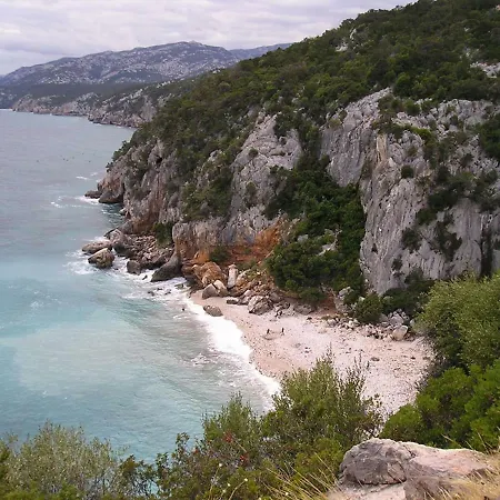 Uso Piscina Cala Gonone